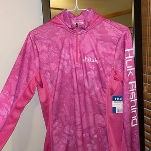 Size M Huk Fishing hooded long sleeve